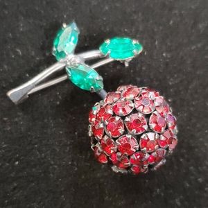 Amazing signed Warner Cherry rhinestone brooch SP3